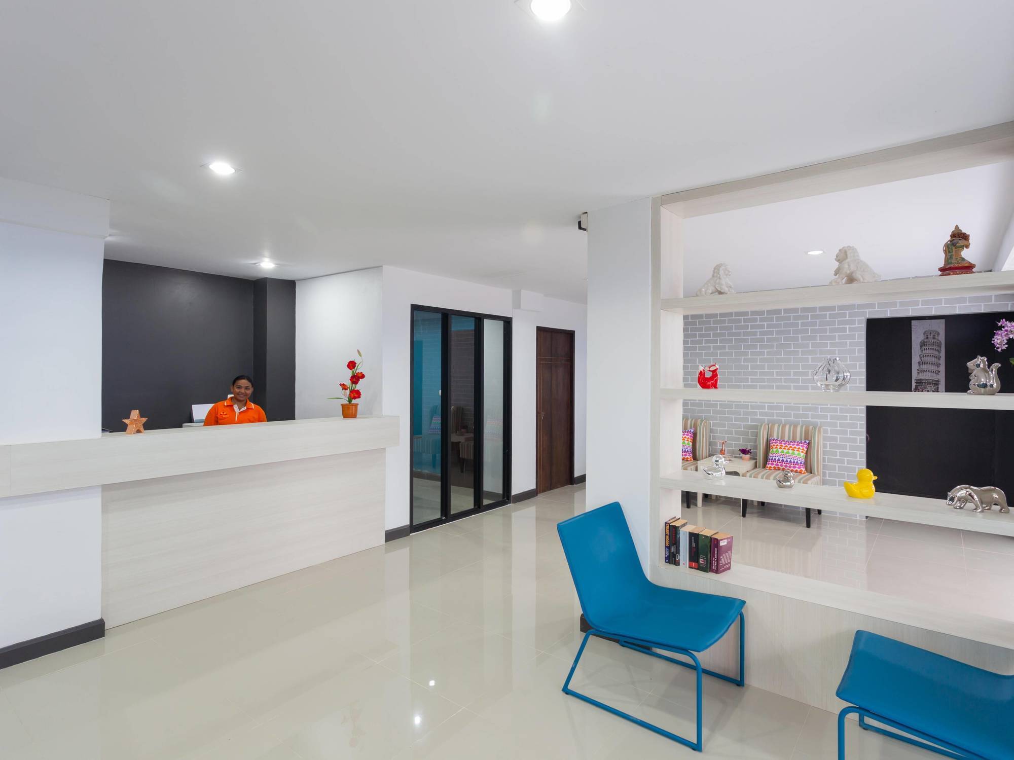 Hotel Simple Boutique Seabreeze Patong Exterior foto